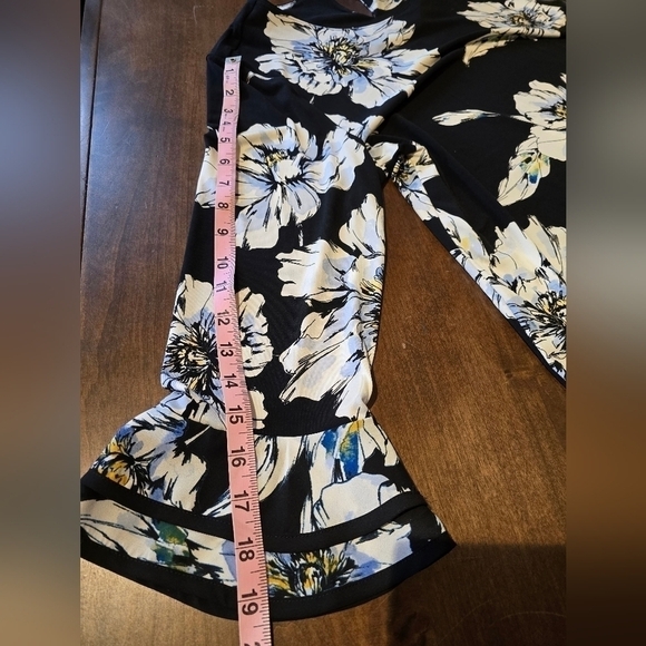 Karl Lagerfeld L floral blouse - Picture 8 of 9